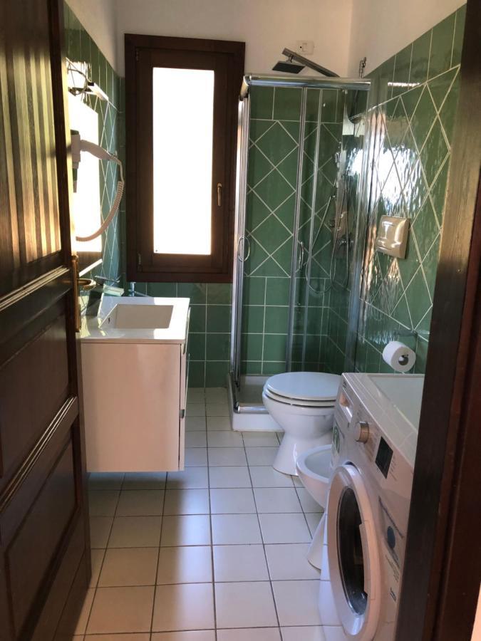 Calypso Home Sea View Badesi Kültér fotó