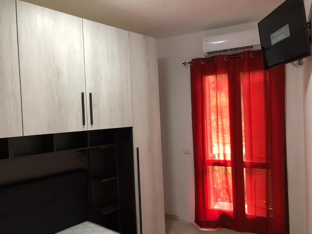 Calypso Home Sea View Badesi Kültér fotó
