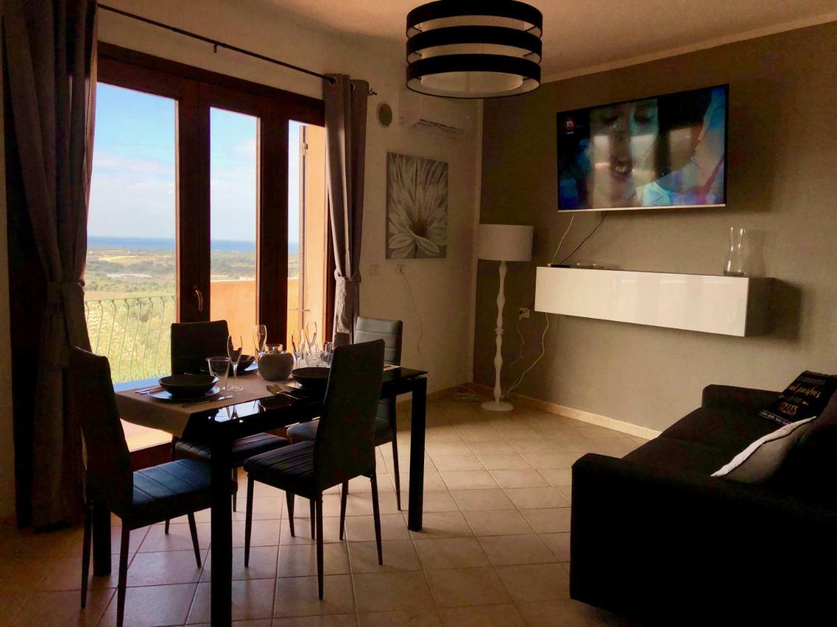 Calypso Home Sea View Badesi Kültér fotó